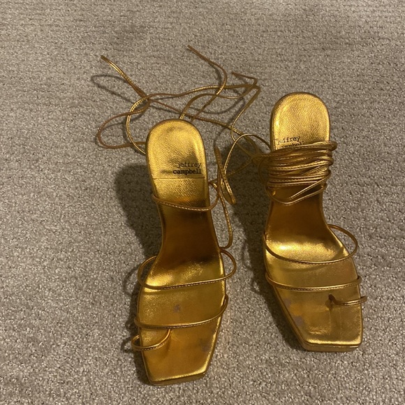 Jeffrey Campbell Primadonna Platforms - Picture 5 of 8